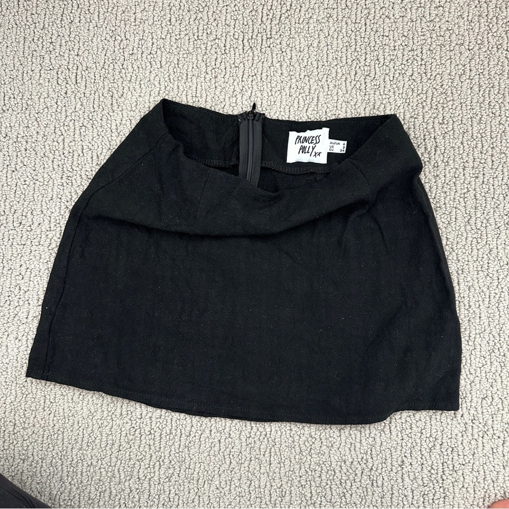 Princess Polly Black Mini Skirt - Size 2